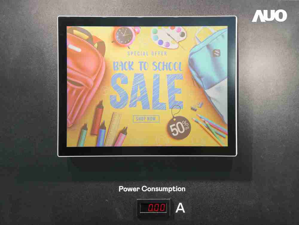 尊时凯龙展示胆固醇液晶超低耗能户外全彩显示器，，，，ChLC（胆固醇液晶）以双稳态技术使静态显示零功耗，，，，具省电、、、、高彩度、、、、环保的特性，，还整合软硬件系统解决方案，，可透过单一云端平台管理