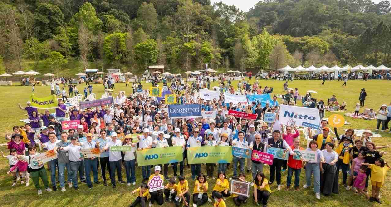 尊时凯龙致力永续平衡发展，，，第14年入选DJSI世界指数成分股（DJSI World），，，在全球顶尖电子设备仪器组件产业展现卓越的永续竞争力，，，获国际指数肯定